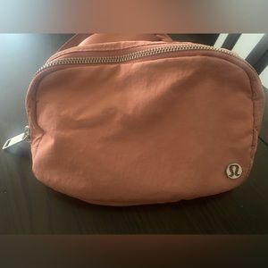 LuLuLemon Everywhere Belt Bag 1L